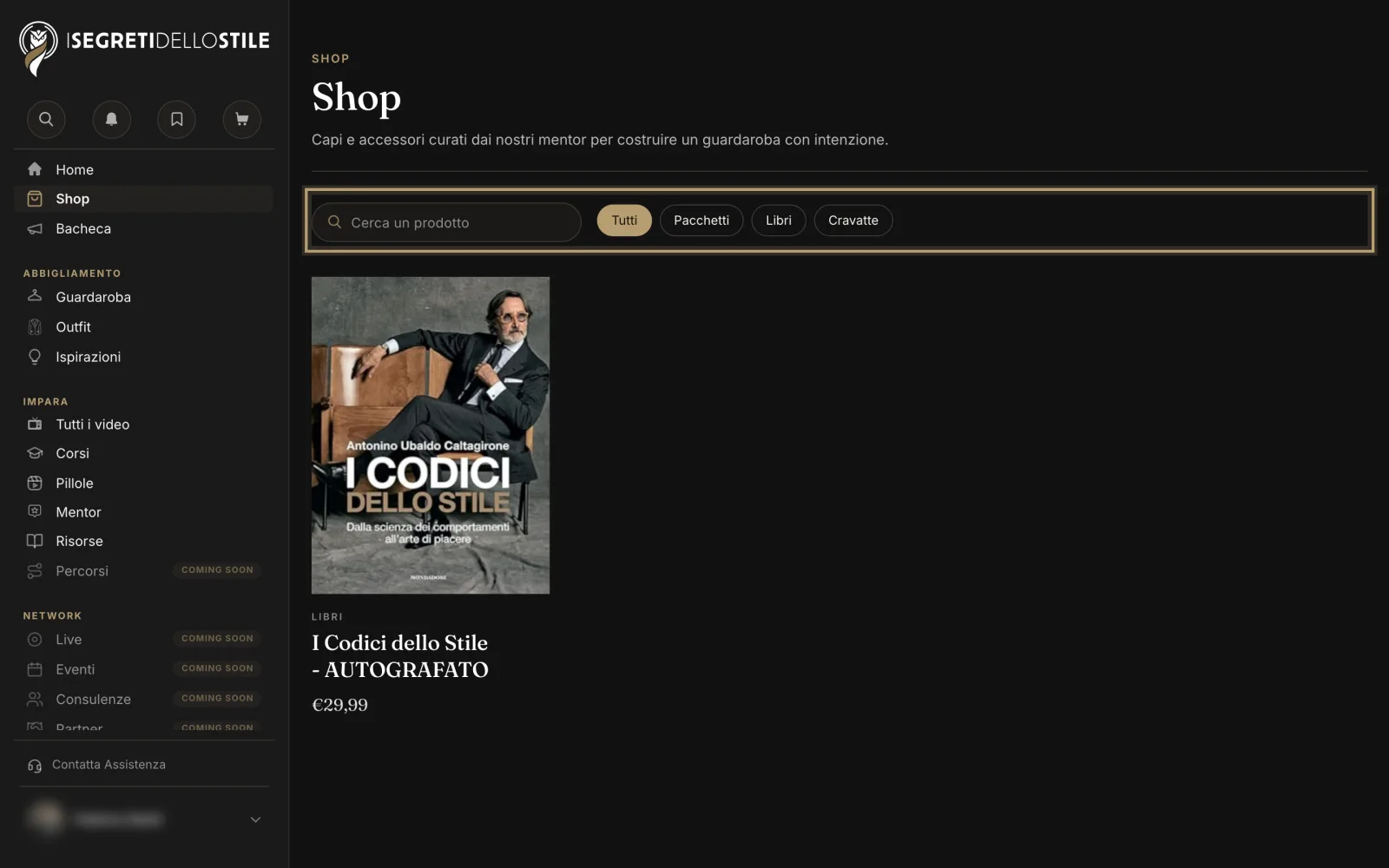 Lo Shop: in alto il campo di ricerca e le etichette per filtrare, sotto i prodotti